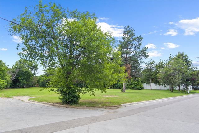 TBD W Lowden Street, Fort Worth, TX 76110