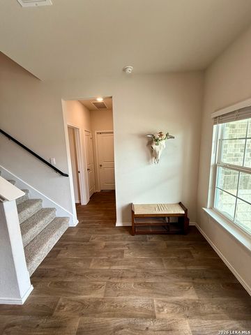 4927 CORK XING, New Braunfels, TX 78130