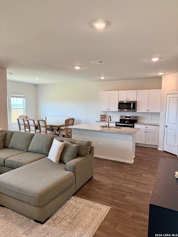 4927 CORK XING, New Braunfels, TX 78130