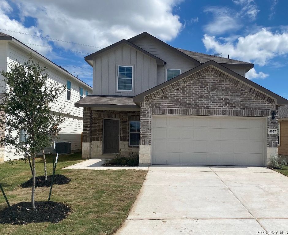 4927 CORK XING, New Braunfels, TX 78130