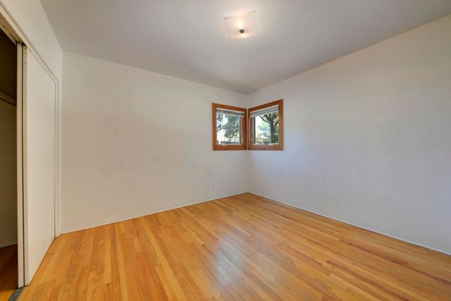 1830 HERMOSA Drive NE, Albuquerque, NM 87110