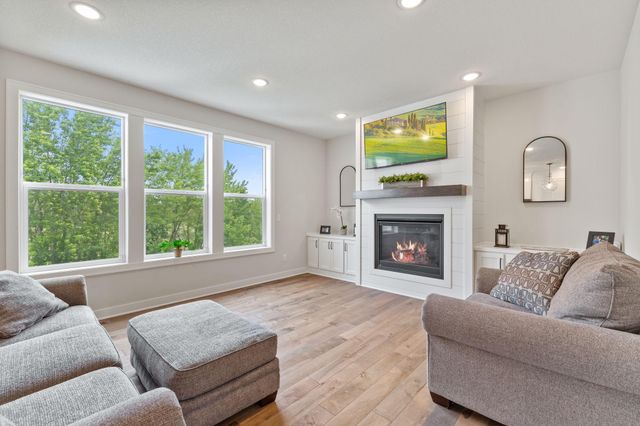 14960 143rd Avenue N, Dayton, MN 55327