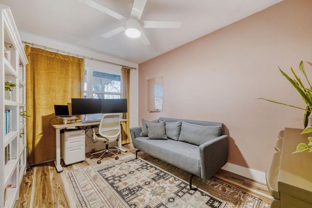 5313 Downs DR, Austin, TX 78721