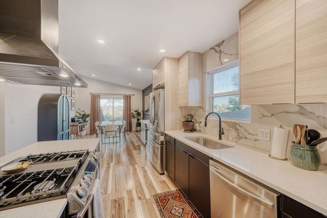 5313 Downs DR, Austin, TX 78721