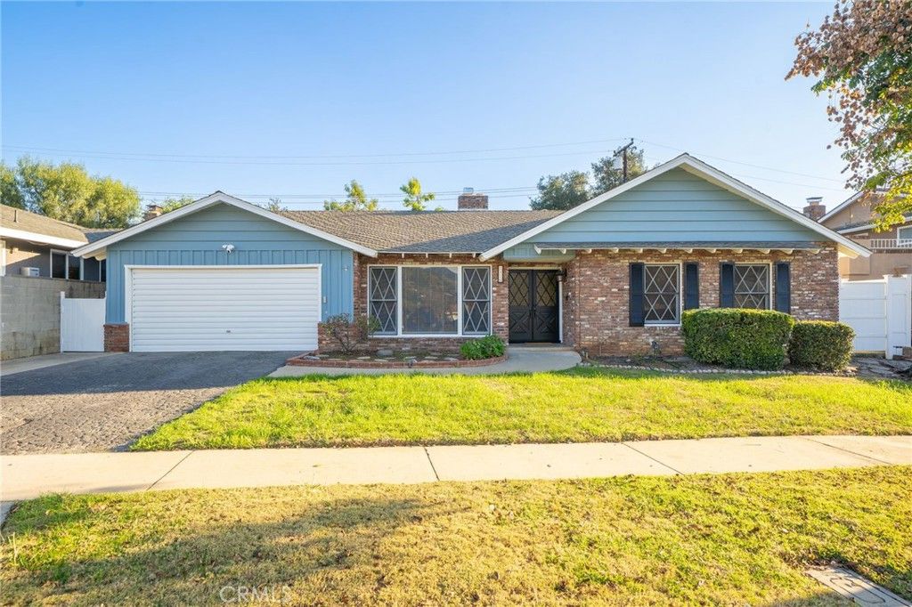 2426 W Valewood Street, San Dimas, CA 91773