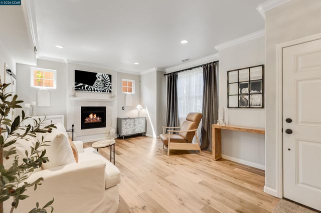 230 El Pinto, Danville, CA 94526