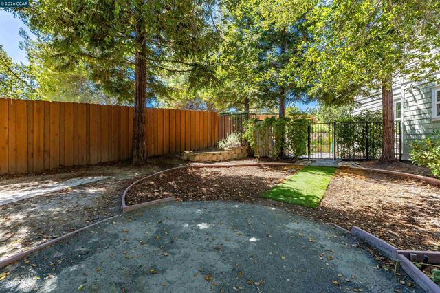 230 El Pinto, Danville, CA 94526