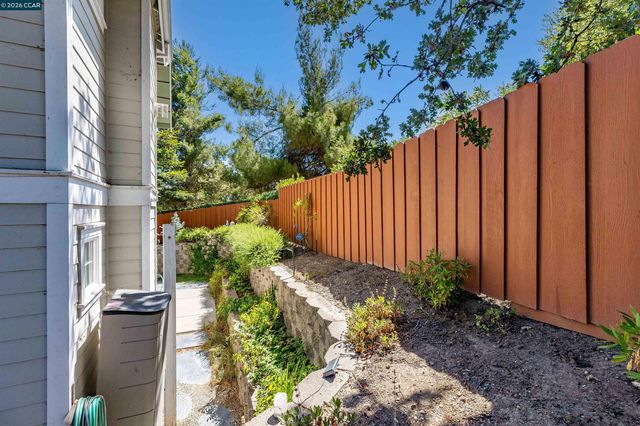 230 El Pinto, Danville, CA 94526