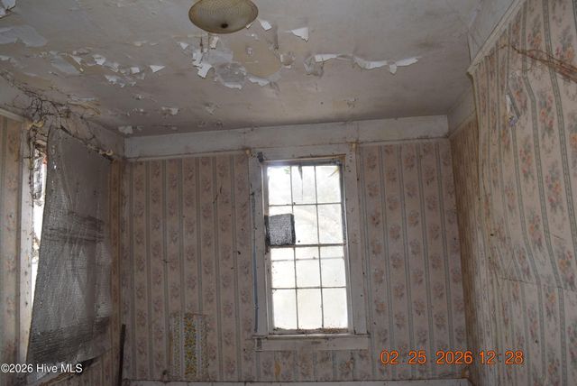 519 Church Street, Fairfield, NC 27826