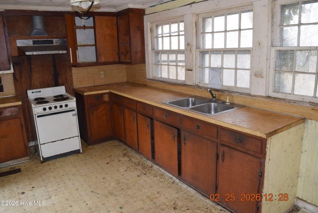 519 Church Street, Fairfield, NC 27826