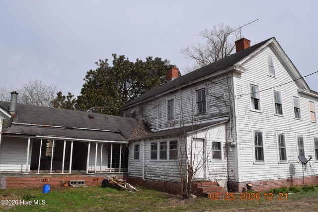 519 Church Street, Fairfield, NC 27826