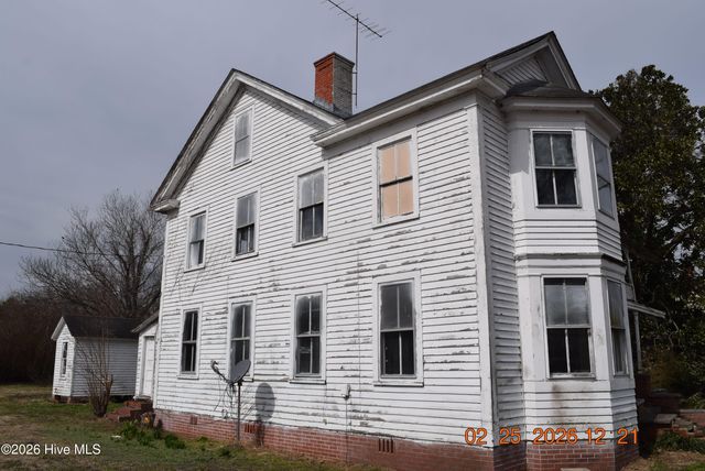 519 Church Street, Fairfield, NC 27826