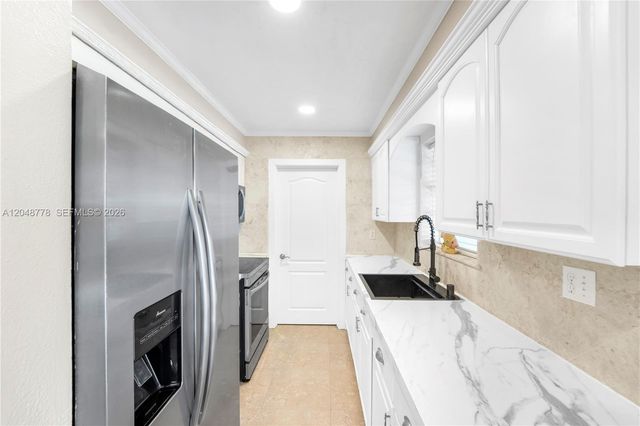1759 W Mowry Court, Homestead, FL 33030