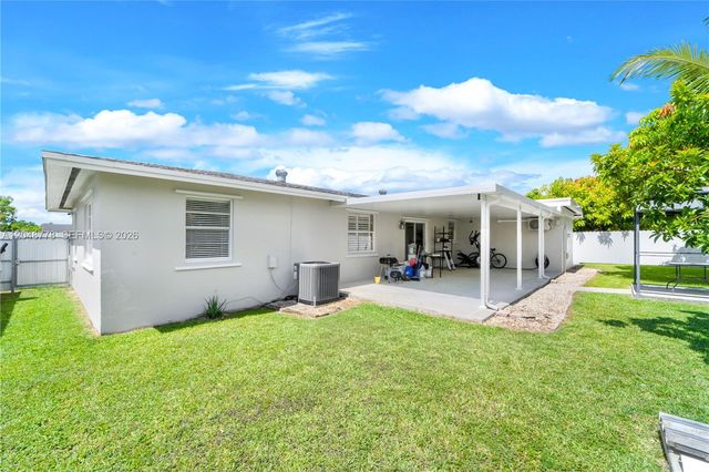 1759 W Mowry Court, Homestead, FL 33030