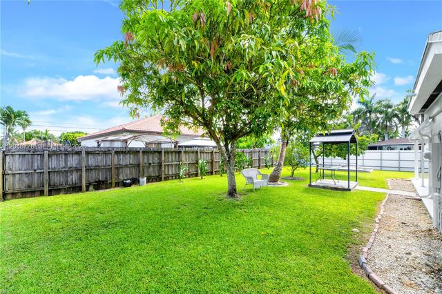 1759 W Mowry Court, Homestead, FL 33030