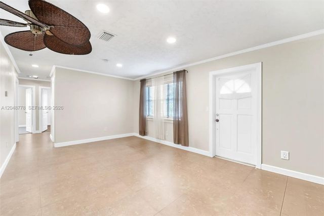 1759 W Mowry Court, Homestead, FL 33030