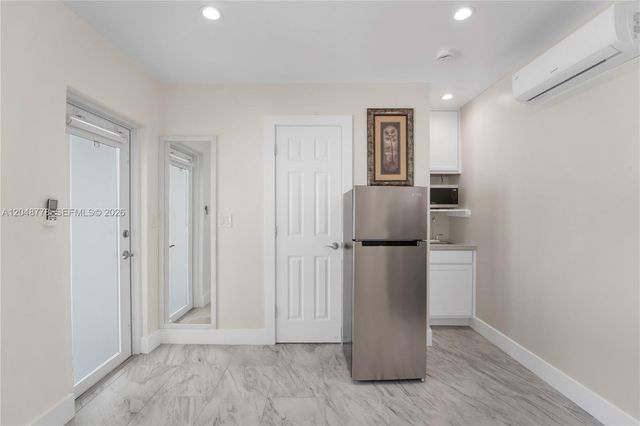 1759 W Mowry Court, Homestead, FL 33030