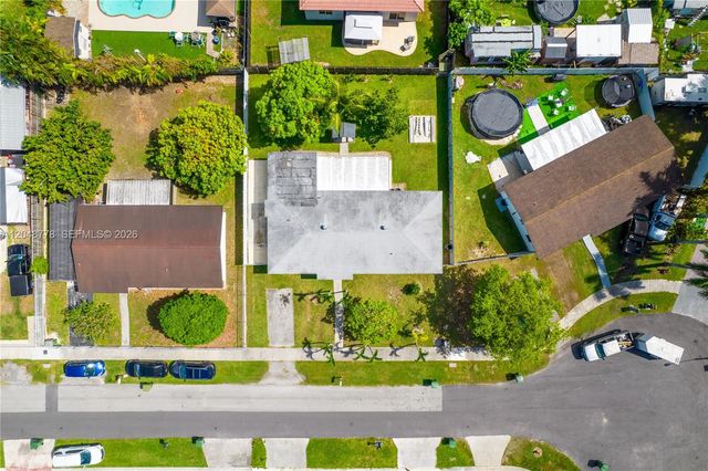 1759 W Mowry Court, Homestead, FL 33030