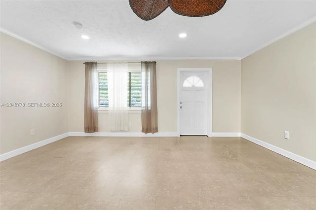 1759 W Mowry Court, Homestead, FL 33030
