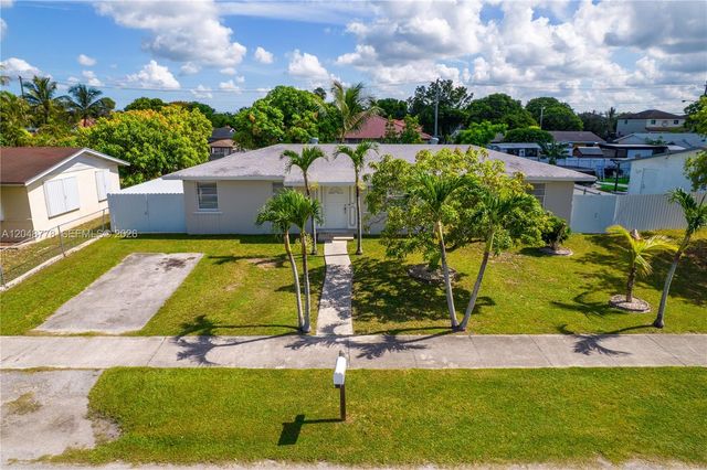 1759 W Mowry Court, Homestead, FL 33030