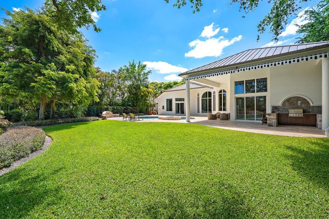 106 Commodore Drive, Jupiter, FL 33477