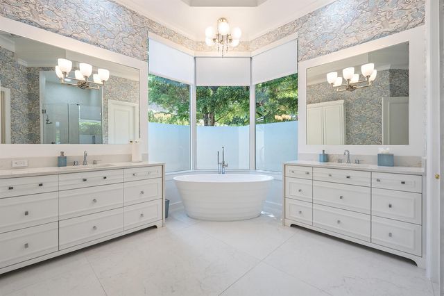 106 Commodore Drive, Jupiter, FL 33477