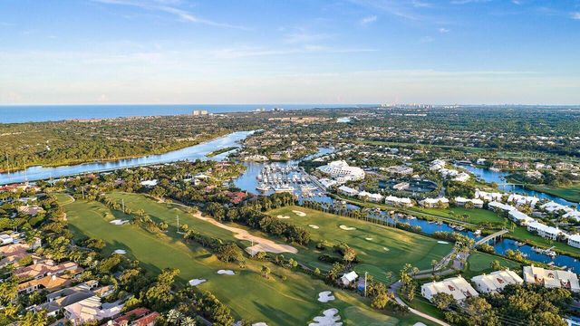 106 Commodore Drive, Jupiter, FL 33477