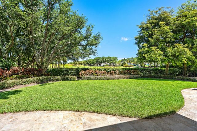 106 Commodore Drive, Jupiter, FL 33477