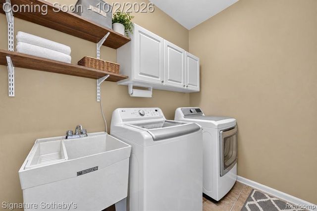 3271 Wren Lane, Rochester Hills, MI 48309