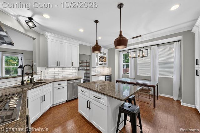 3271 Wren Lane, Rochester Hills, MI 48309