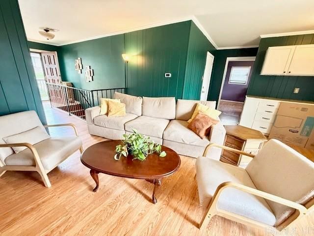 12301 Pleasant Forest Drive, Little Rock, AR 72212