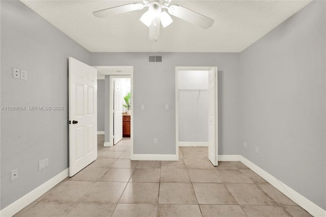 15570 SW 105th Ln 1717, Miami, FL 33196