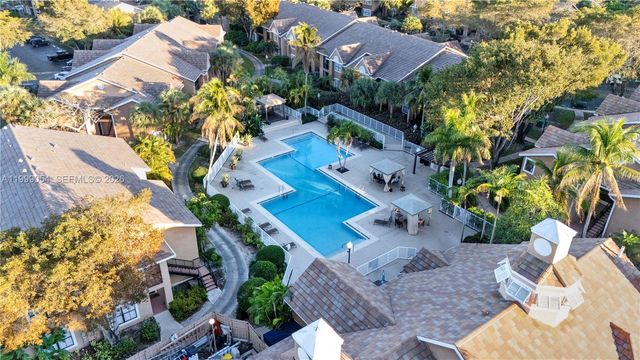 15570 SW 105th Ln 1717, Miami, FL 33196