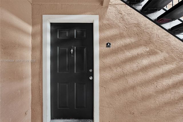 15570 SW 105th Ln 1717, Miami, FL 33196