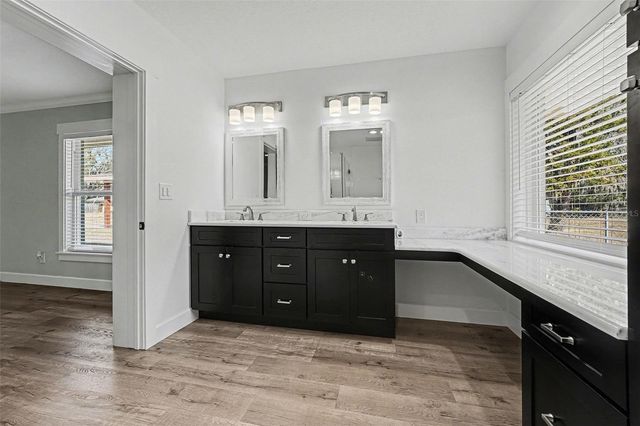 5811 LAKE BREEZE AVENUE, Lakeland, FL 33809