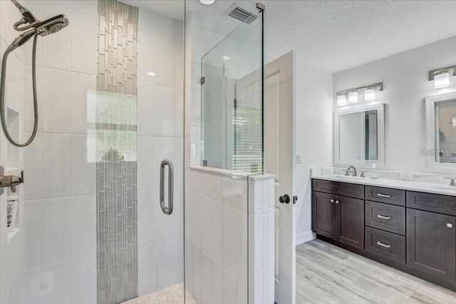 5811 LAKE BREEZE AVENUE, Lakeland, FL 33809