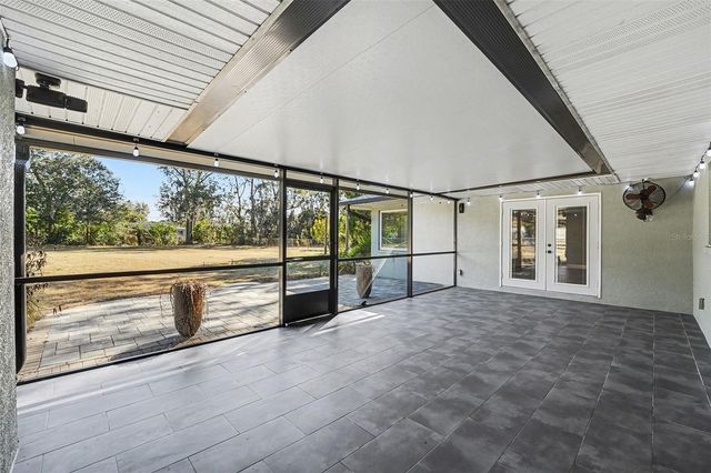 5811 LAKE BREEZE AVENUE, Lakeland, FL 33809