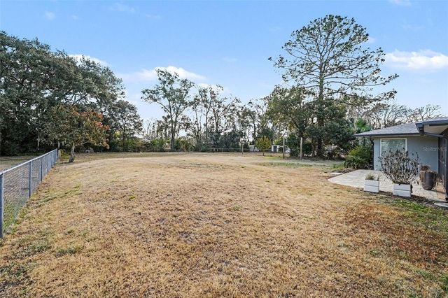 5811 LAKE BREEZE AVENUE, Lakeland, FL 33809