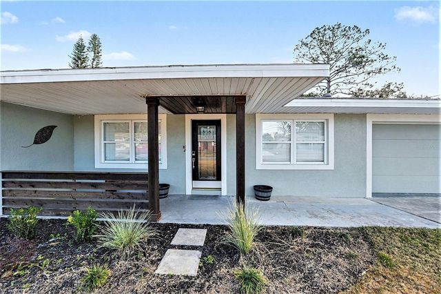 5811 LAKE BREEZE AVENUE, Lakeland, FL 33809