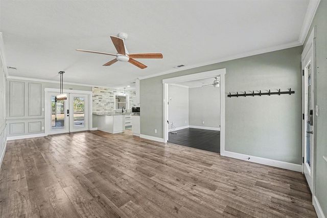 5811 LAKE BREEZE AVENUE, Lakeland, FL 33809