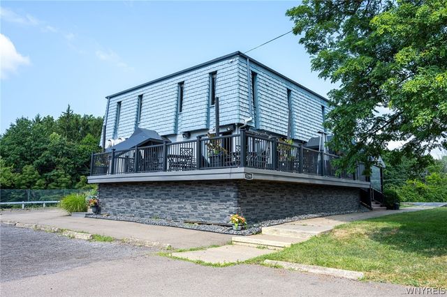 3290 California Road, Orchard Park, NY 14127