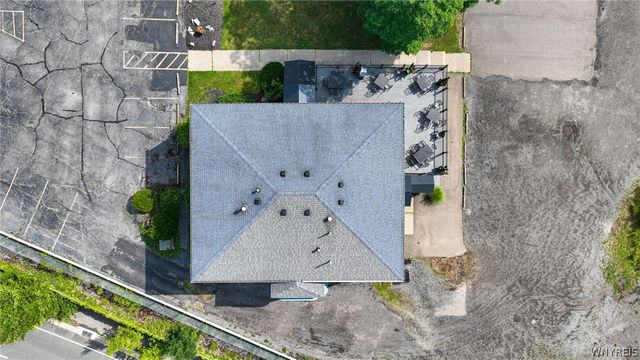 3290 California Road, Orchard Park, NY 14127