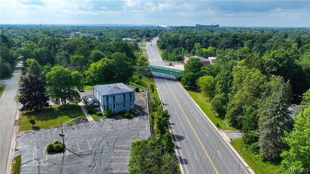 3290 California Road, Orchard Park, NY 14127
