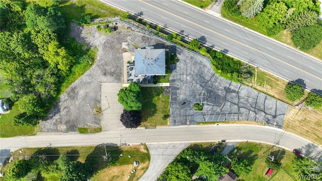 3290 California Road, Orchard Park, NY 14127