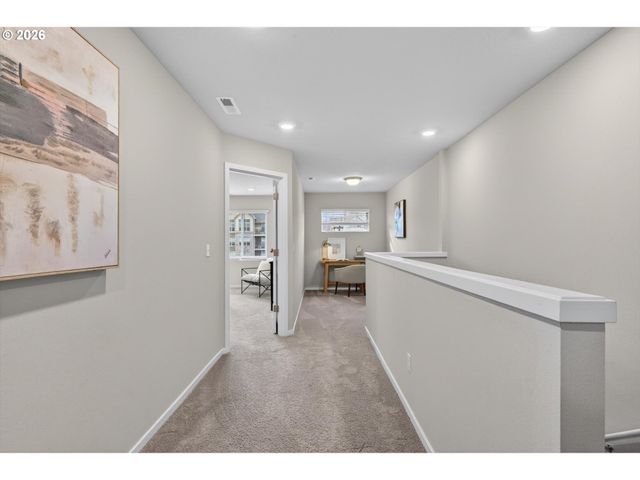 16132 Nw PRISTINE Ln, Portland, OR 97229