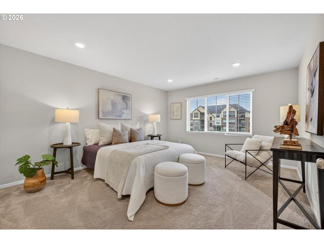 16132 Nw PRISTINE Ln, Portland, OR 97229