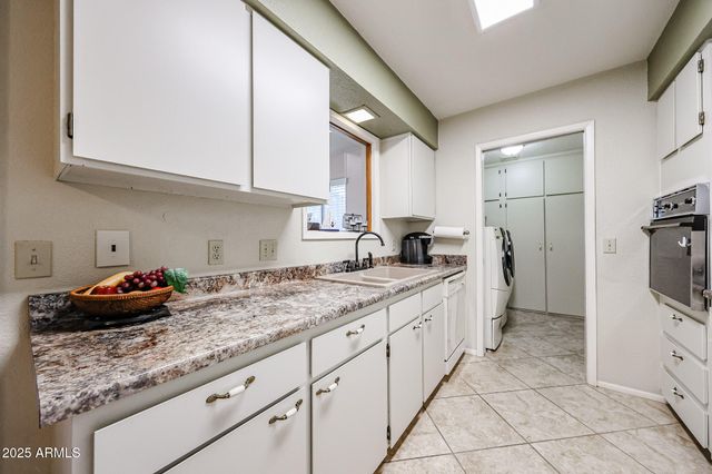 600 Leisure World --, Mesa, AZ 85206