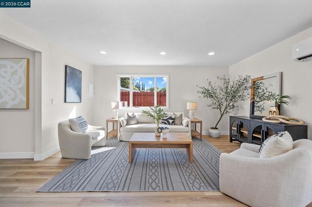 2697 Mayfair, Concord, CA 94520