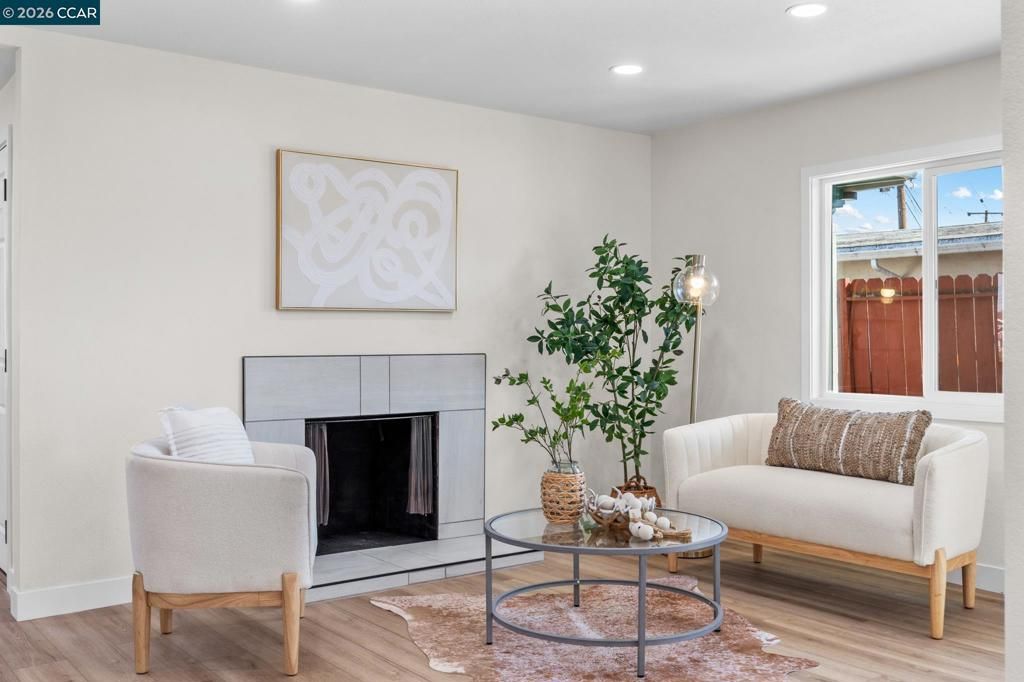 Image 11 of property listing at 2697 Mayfair, Concord, CA 94520