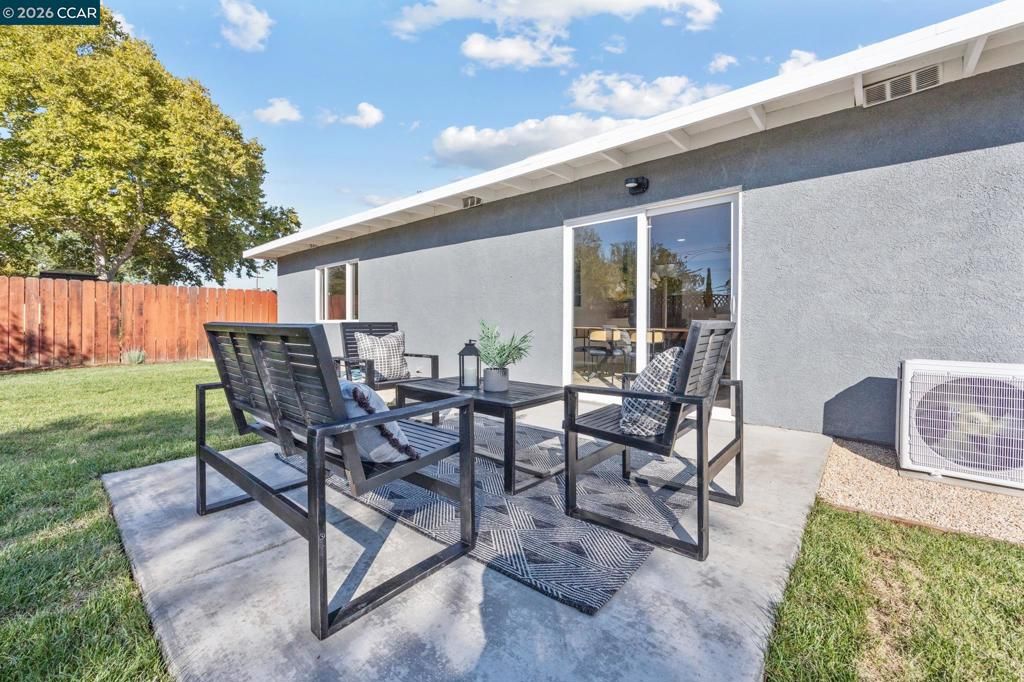 Image 42 of property listing at 2697 Mayfair, Concord, CA 94520